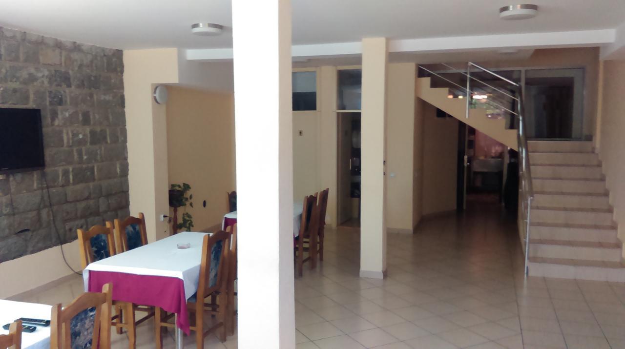 Bed & Breakfast Karavan Raška Exterior foto